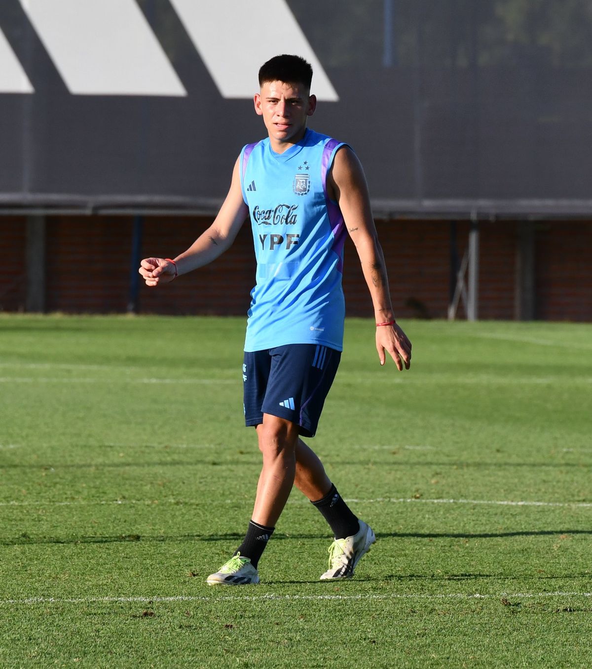 Claudio Echeverri se sumó a la Sub 23 antes del Preolímpico Claudio Echeverri se sumó a la Sub 23 antes del Preolímpico