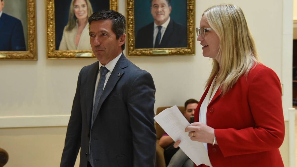 Andrés "Peti" Lombardi y la vicegobernadora Hebe Casado, quien mantiene fuertes diferencias con Facundo Correa Llano. Andrés "Peti" Lombardi y la vicegobernadora Hebe Casado, quien mantiene fuertes diferencias con Facundo Correa Llano.