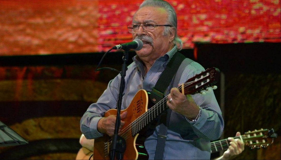 Murió César Isella, famoso cantante y compositor.