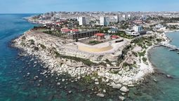 La ciudad portuaria de Aktau, Kazajistán, situada en el mar Caspio.