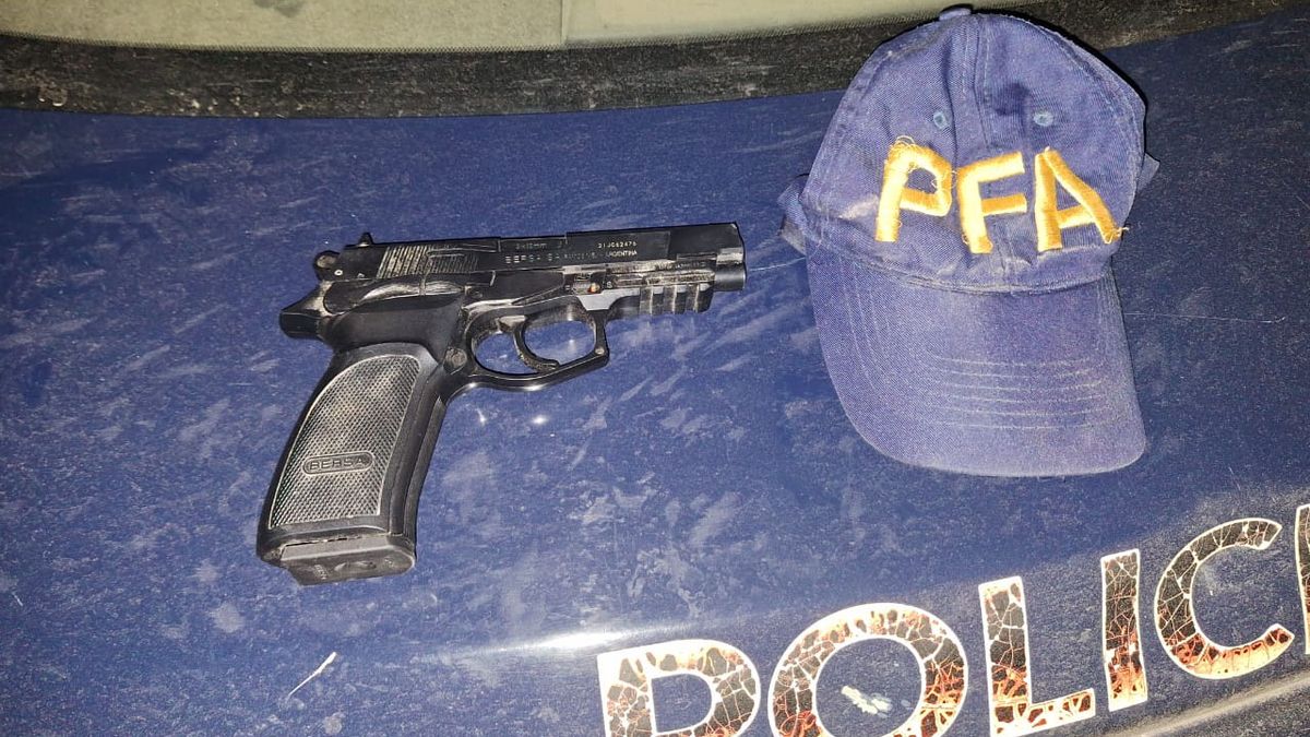 Parte del secuestro de los dos detenidos en Las Heras. Parte del secuestro de los dos detenidos en Las Heras.