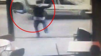 ¿Karma? Robó un celular y lo atropellaron en la huída