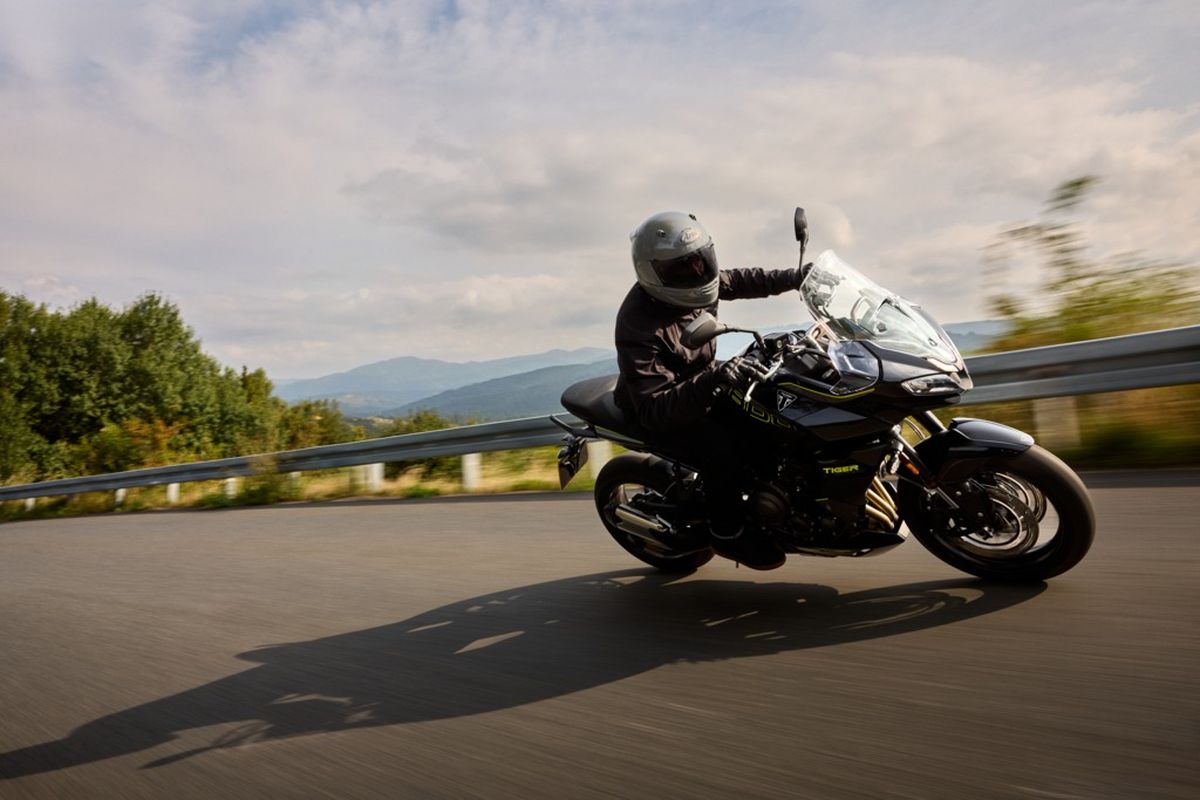 Triumph presentó en Mendoza la nueva moto Tiger Sport 800