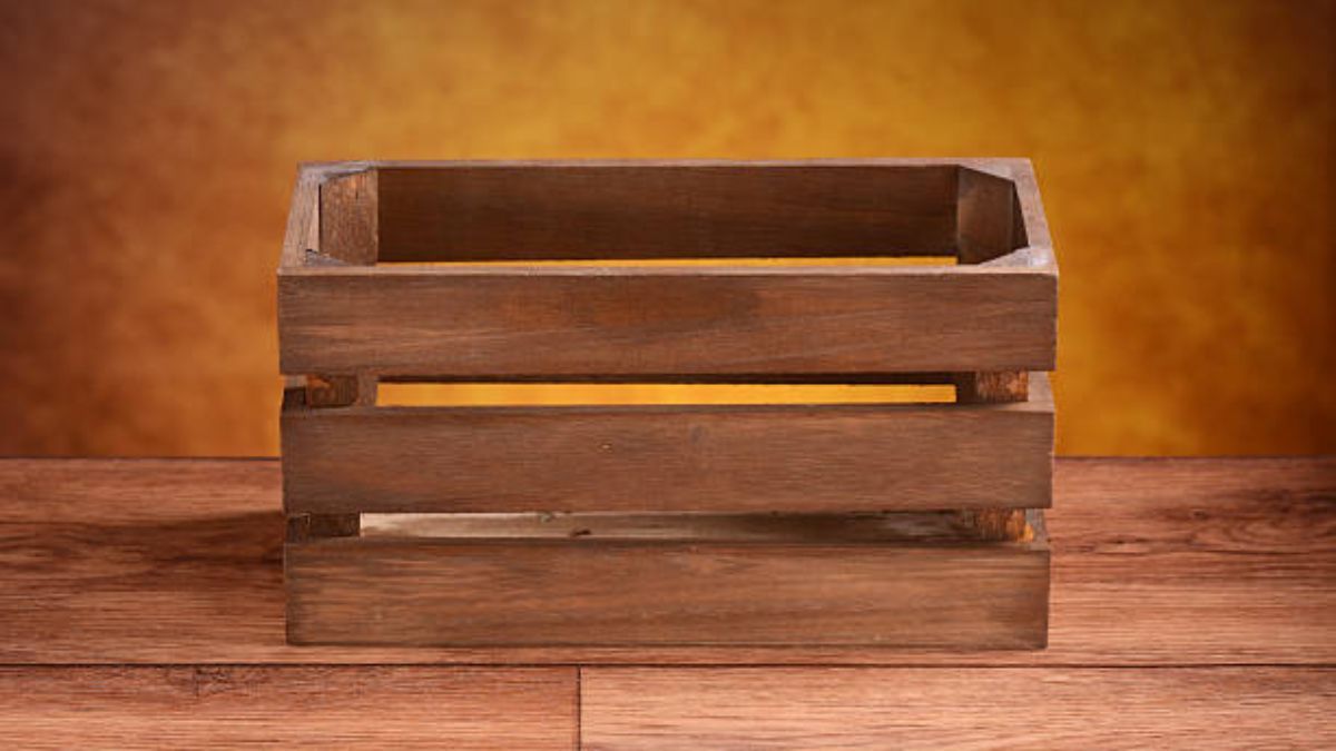 Reciclaje: conseguí dos cajones de madera de la verdulería y transformalos en una mesa para tu sala