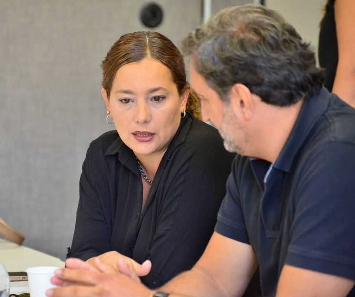 La peronista Adriana Cano preside la Comisión de Diálogo Político. La peronista Adriana Cano preside la Comisión de Diálogo Político. 