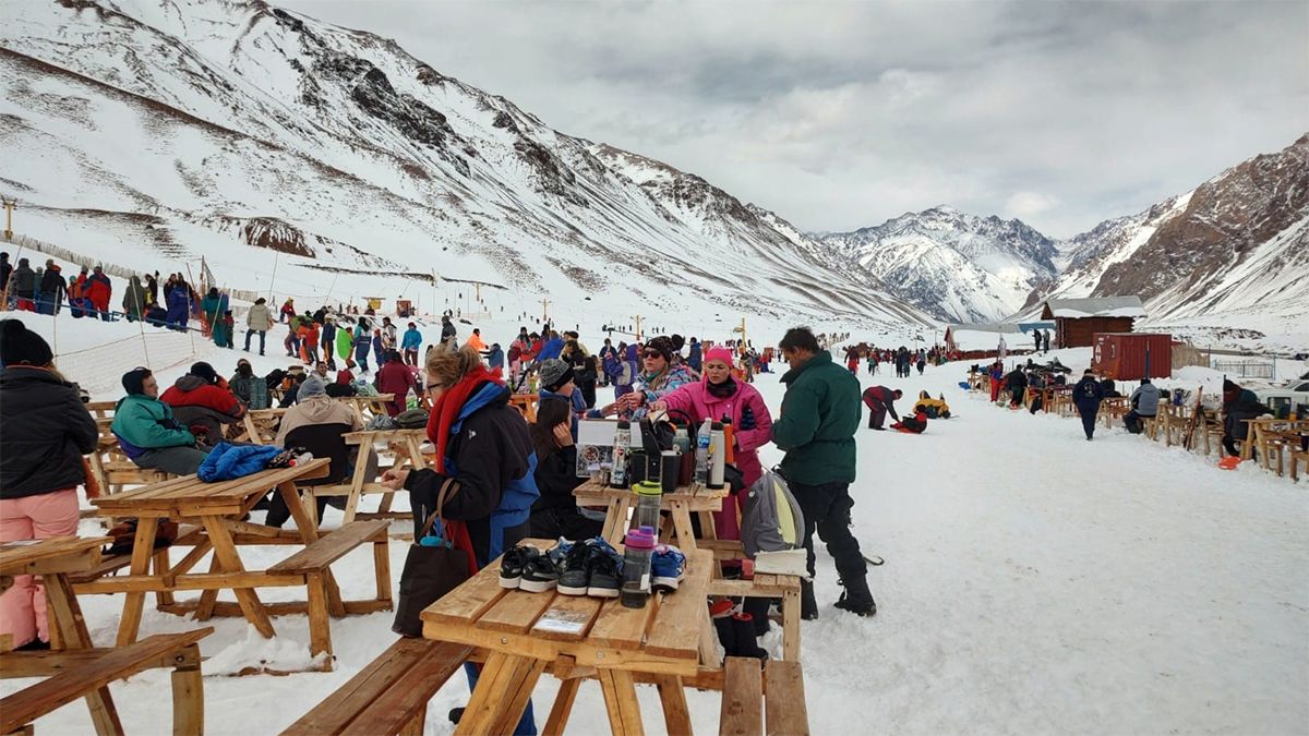 Los Puquios espera miles de visitantes locales y extranjeros desde el 8 de julio. La imagen corresponde a la temporada de invierno 2022. Los Puquios espera miles de visitantes locales y extranjeros desde el 8 de julio. La imagen corresponde a la temporada de invierno 2022.