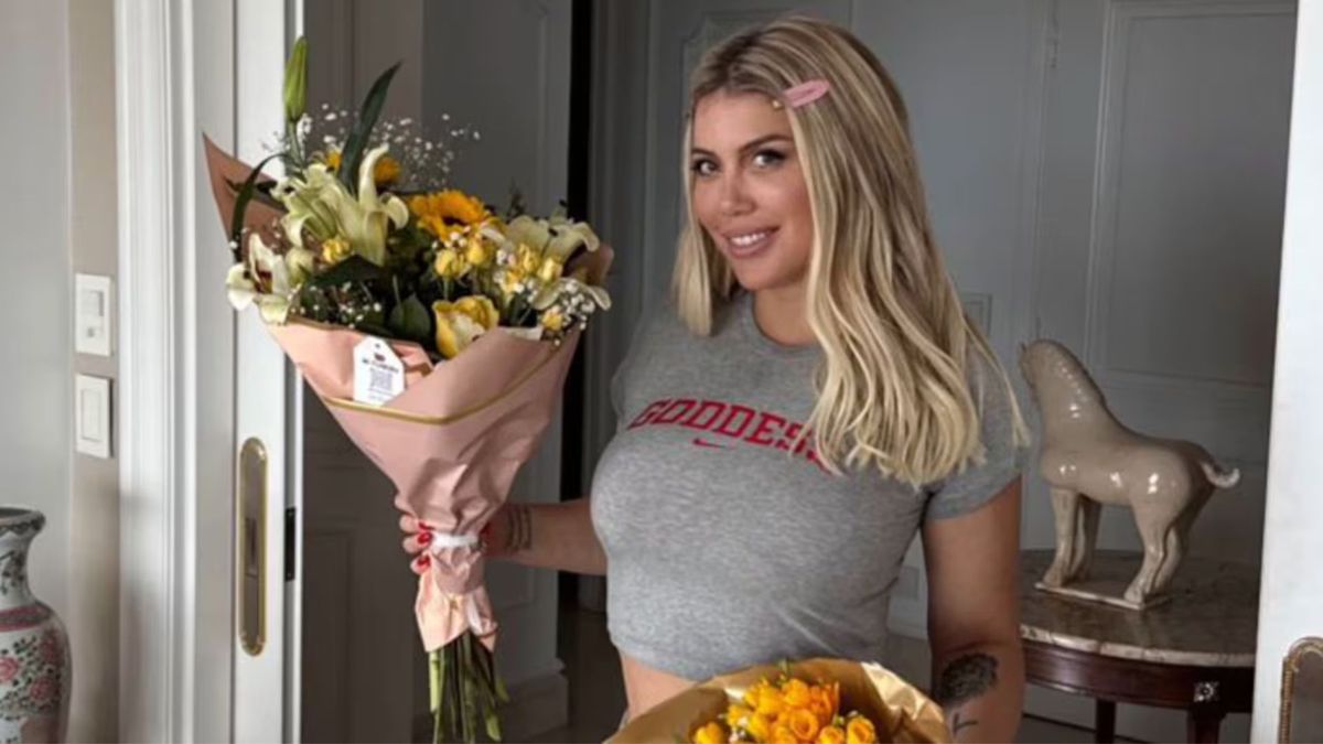 Wanda Nara subió foto en colaless y enloqueció a sus seguidores.