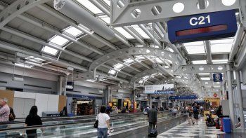 Informan que suicida que atentó en aeropuerto belga había trabajado cinco años en ese lugar