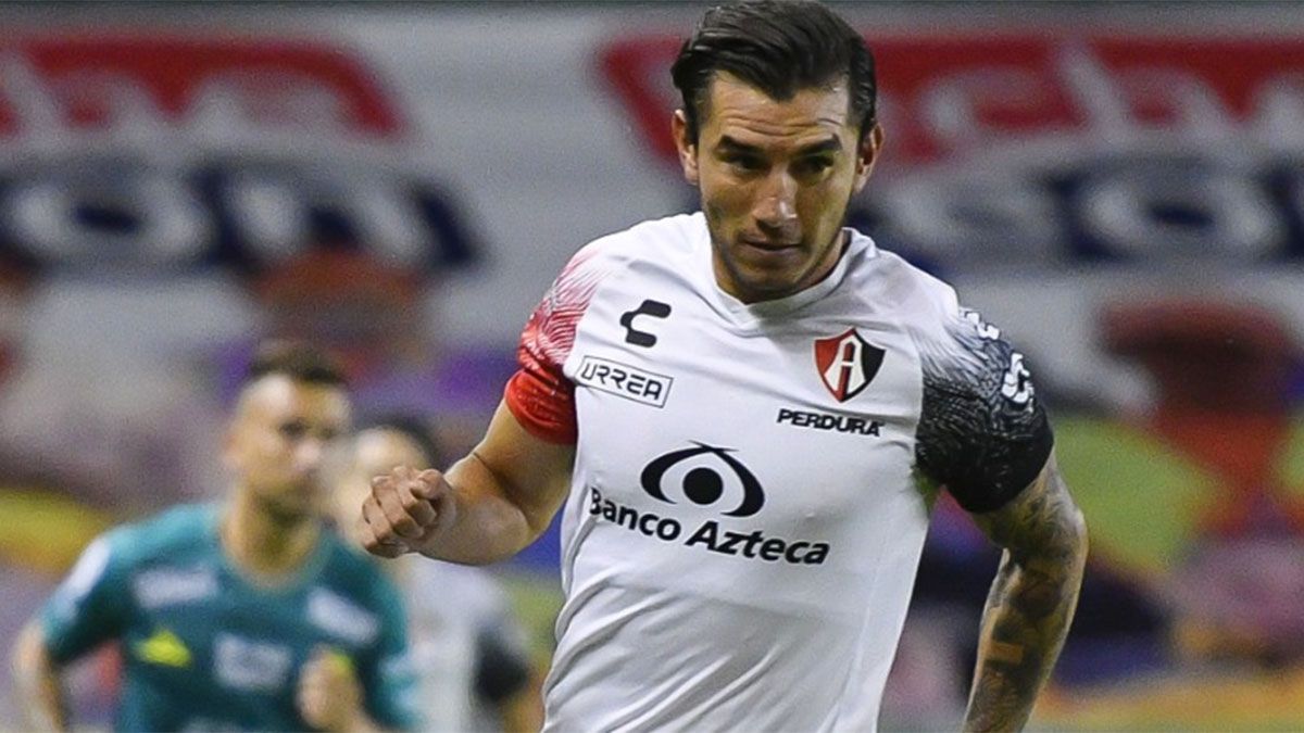 Video: la escalofriante lesión del mexicano Edgar Zaldívar