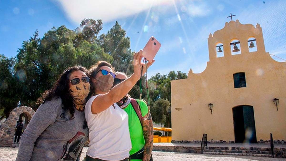 Según la CAME se realizaron viajes más cortos y alcanzó relevancia el turismo rural en esta temporada.