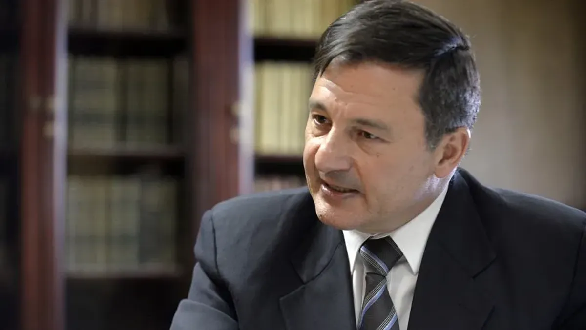 Manuel Pizarro. Manuel Pizarro.