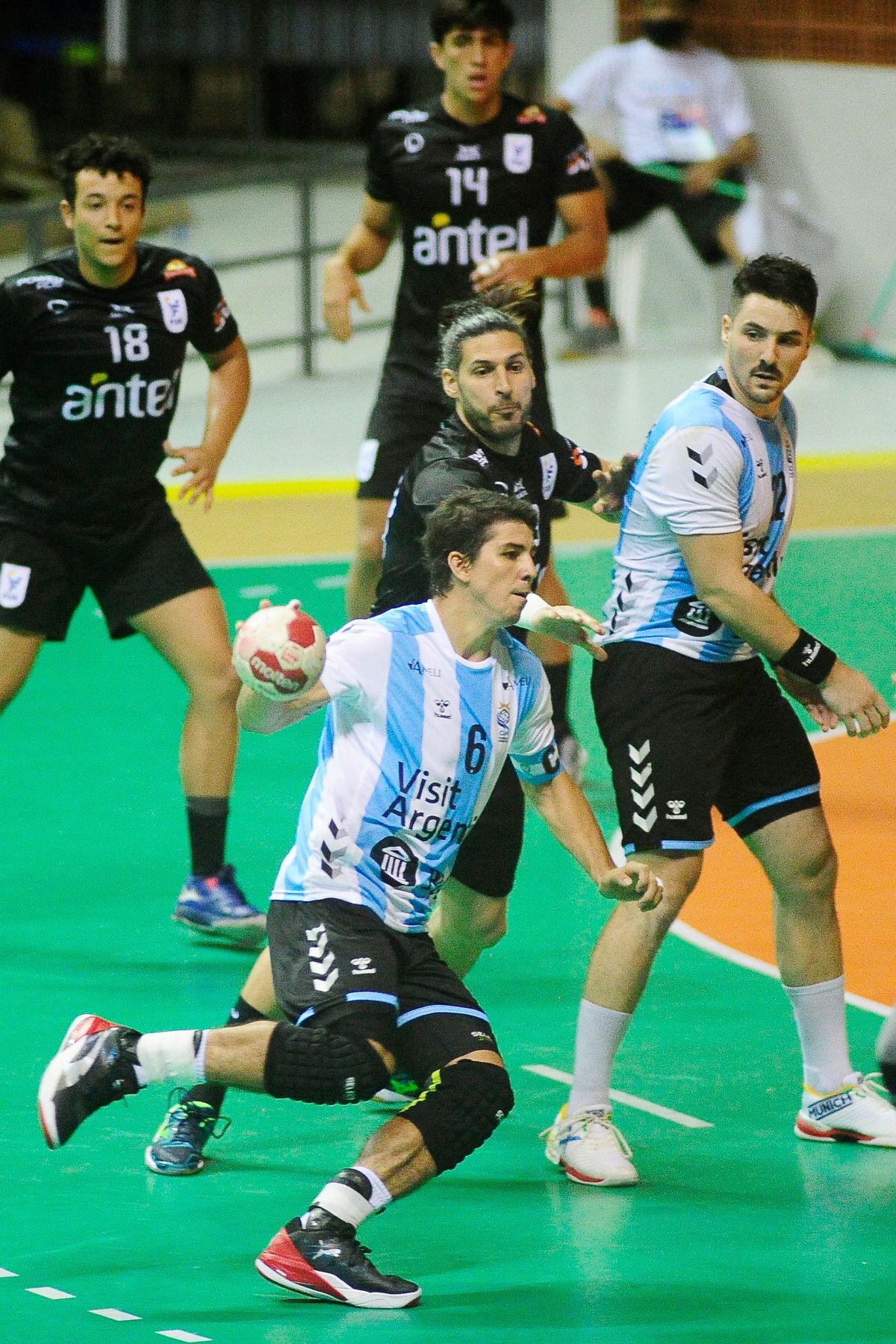Diego Simonet fue el capit&aacute;n de Los Gladiadores&nbsp;