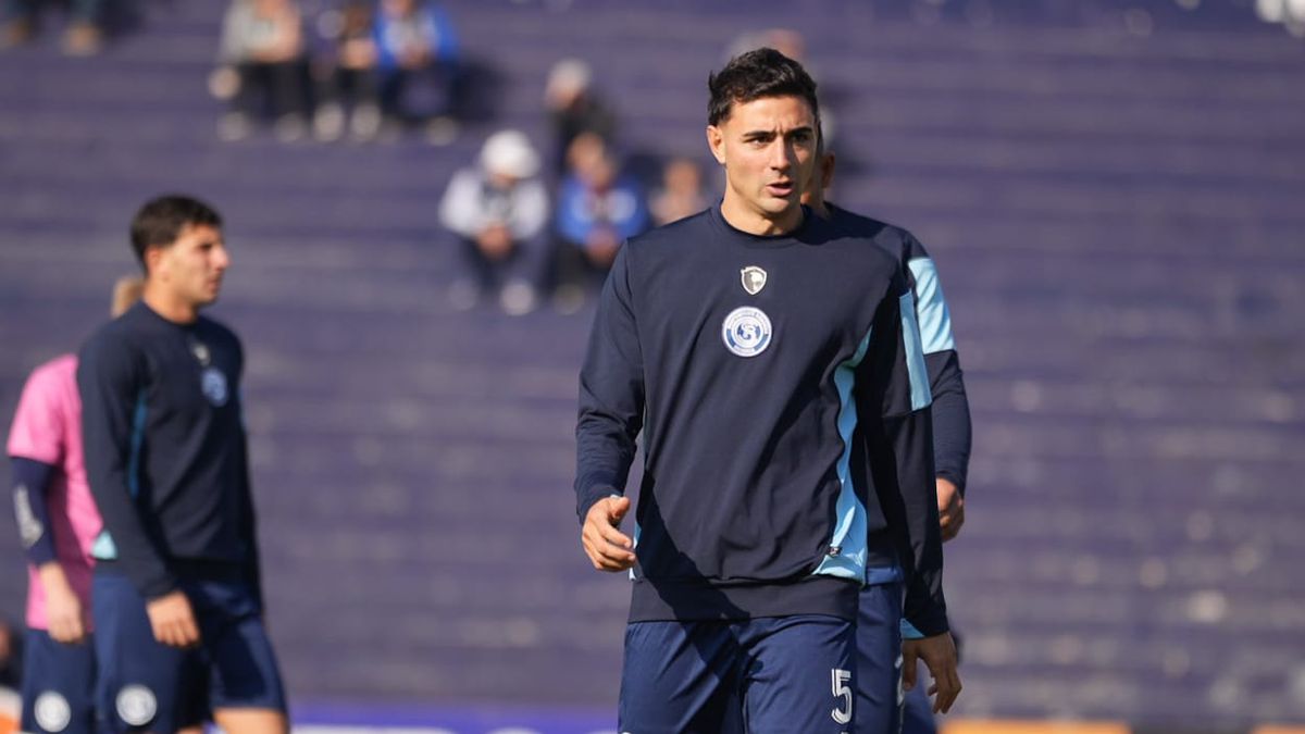 Tomás Bottari es uno de los pilares en el mediocampo del Independiente Rivadavia de Alfredo Berti. Foto: Axel Lloret/UNO.