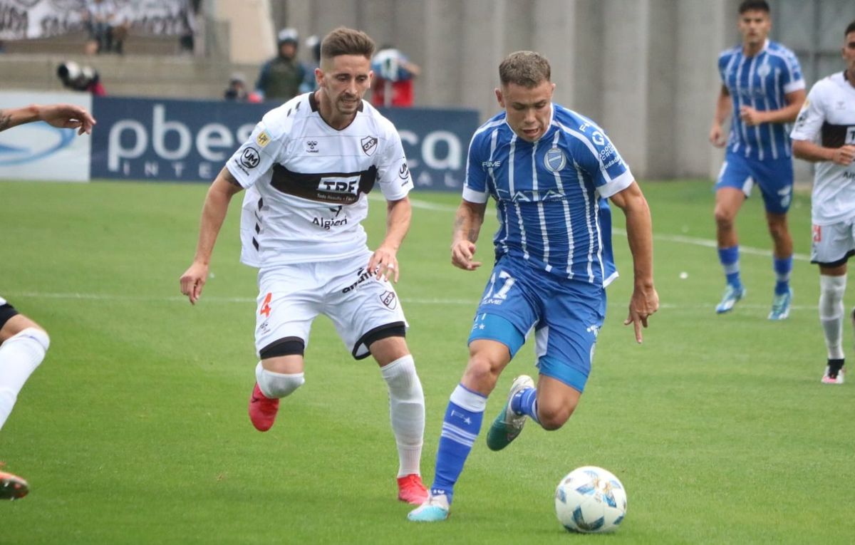 Godoy Cruz y Platense definieron el primer finalista de la Copa de la Liga Godoy Cruz y Platense definieron el primer finalista de la Copa de la Liga