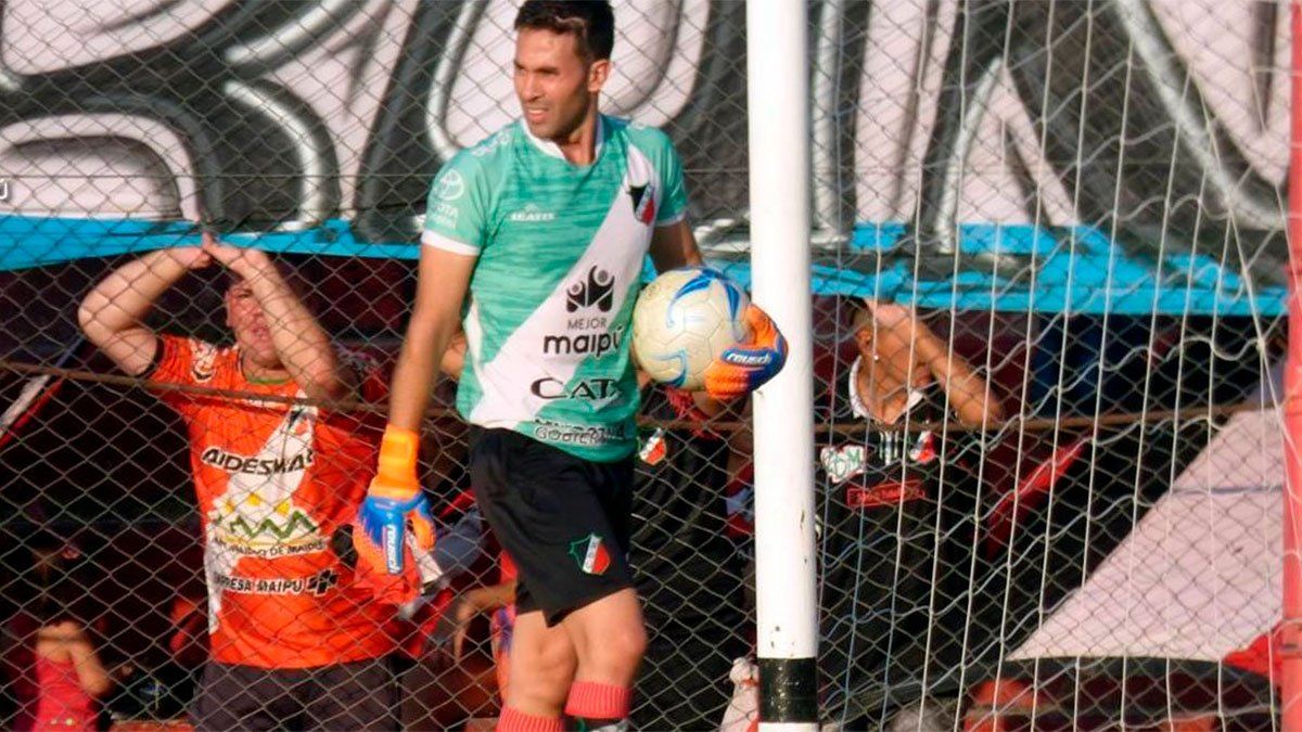 Matías Alasia fue crítico con la realidad que viven los jugadores del Federal A. (Fotos gentileza Prensa Deportivo Maipú).