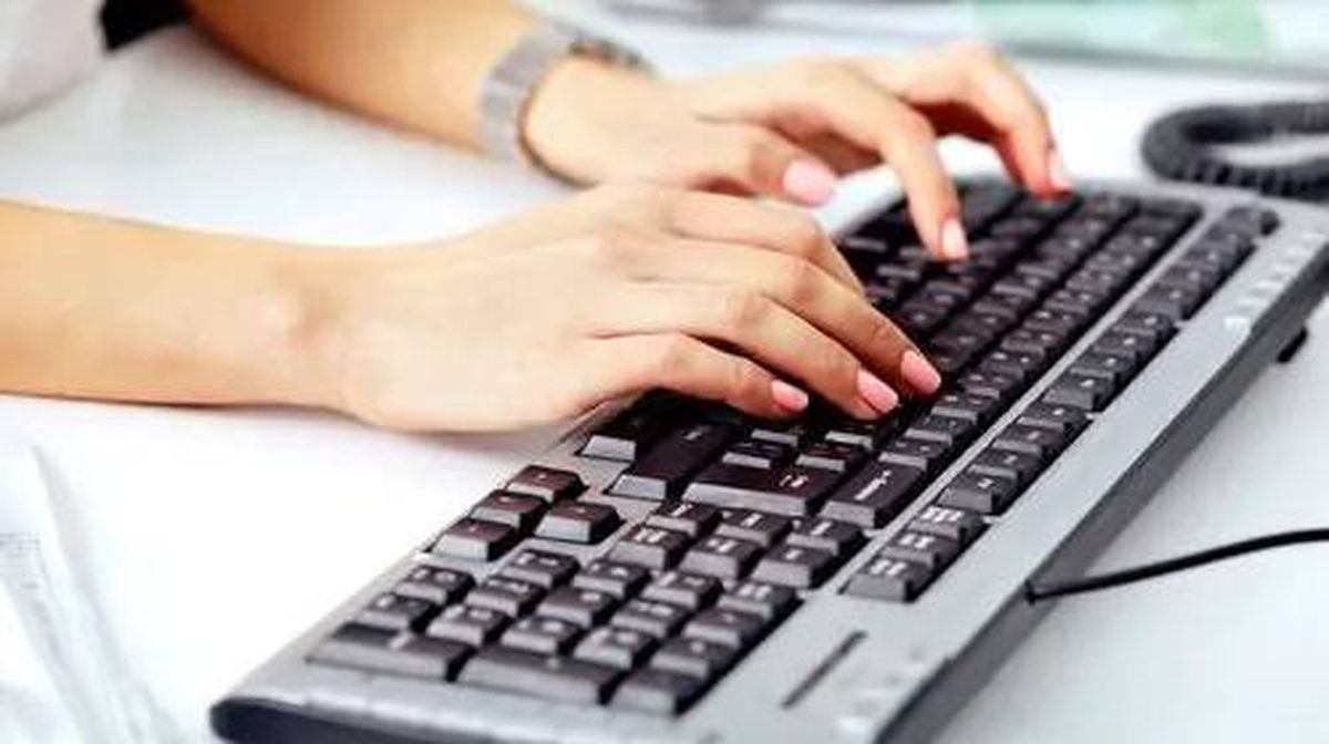 El lenguaje periodístico debe buscar la claridad, no las expresiones rebuscadas. El lenguaje periodístico debe buscar la claridad, no las expresiones rebuscadas.