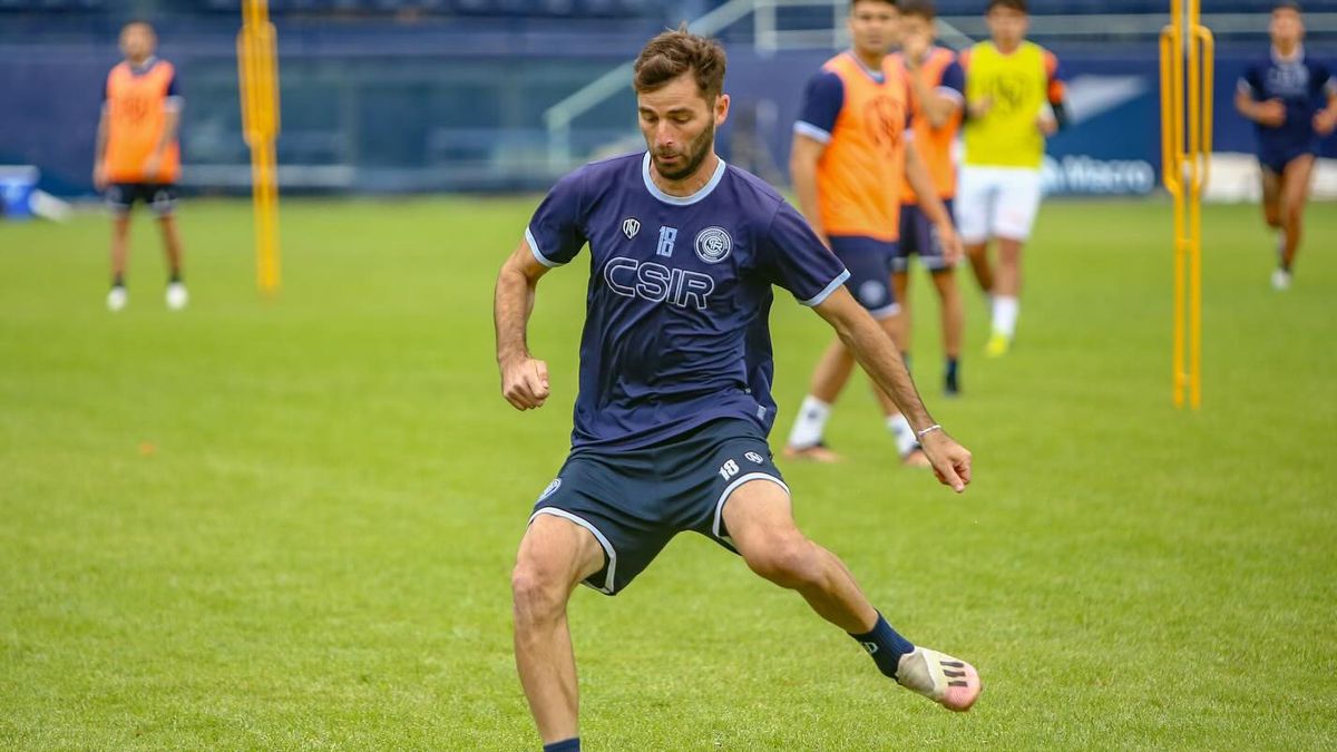 Diego Tonetto quiere quedarse en la Lepra para jugar en Primera División. Diego Tonetto quiere quedarse en la Lepra para jugar en Primera División.