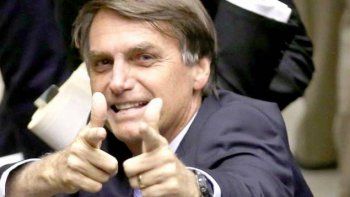 Candidato presidencial de Brasil propone ametrallar desde el aire a los pobres