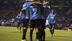 Racing se trajo un buen resultado de la altura de México