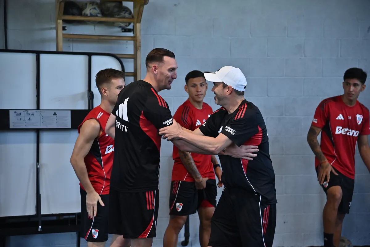 Franco Armani ser&aacute; uno de los ausentes de River para el debut de Eduardo Coudet.