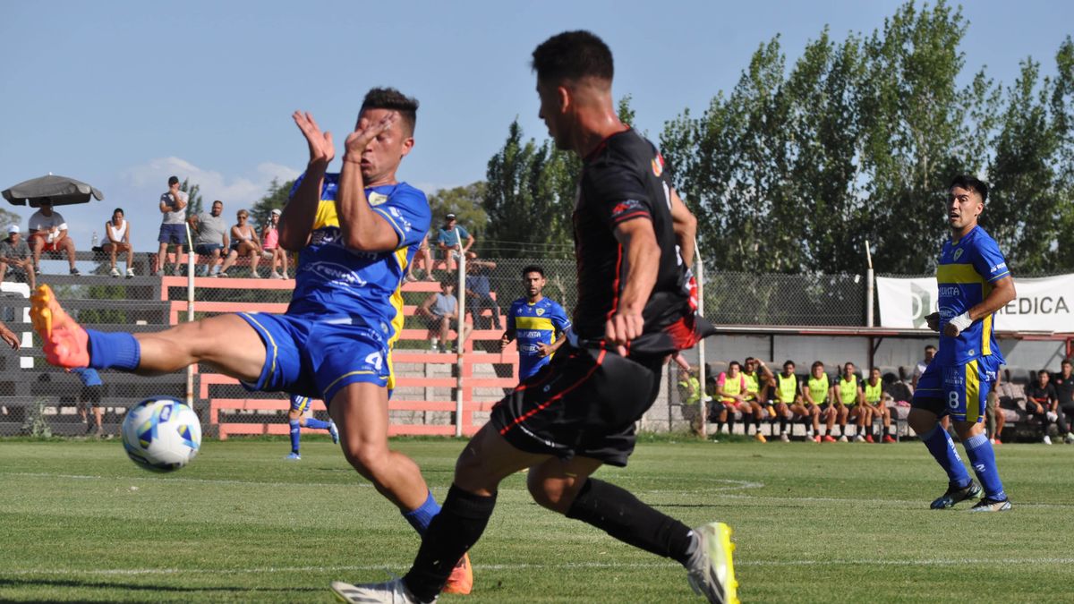 FADEP y Huracán de San Rafael no se sacaron ventajas, en el duelo de equipos mendocinos.