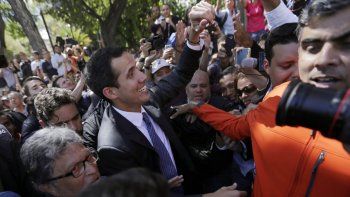 Guaidó convocó a una 