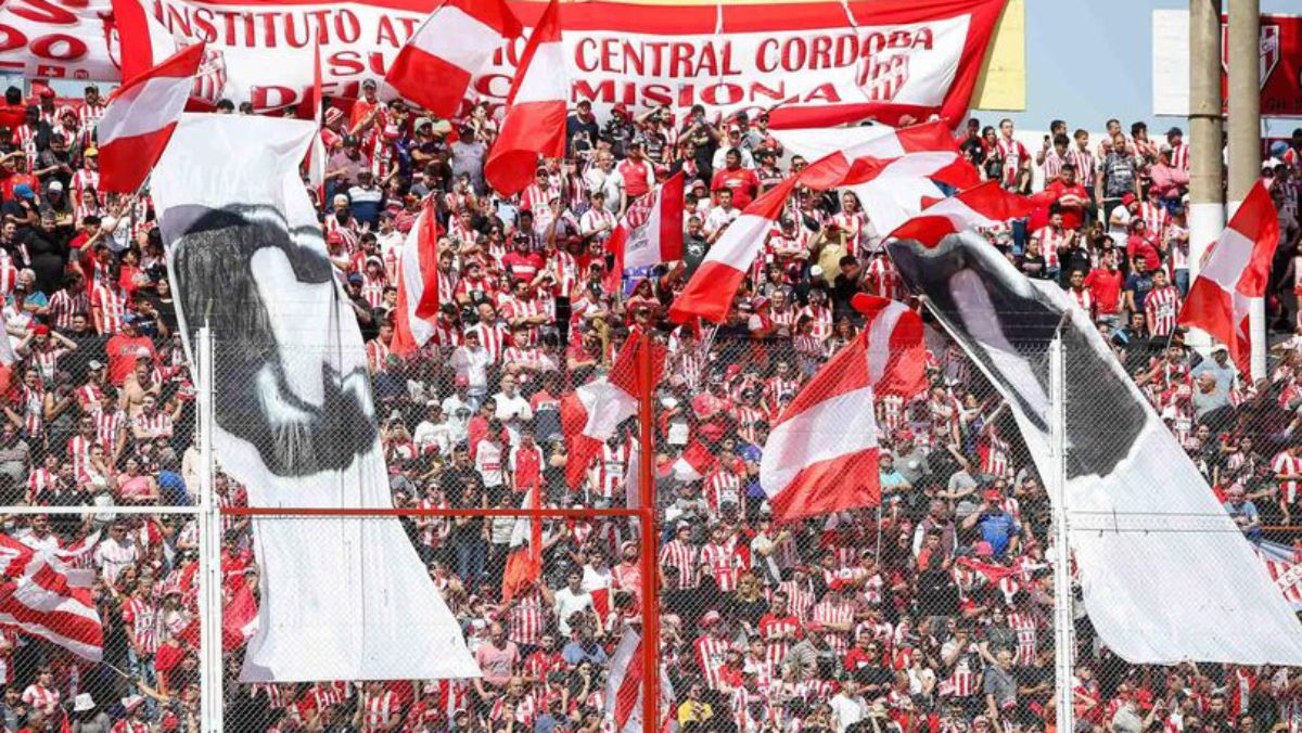 Varios hinchas del club Instituto de Córdoba no podrán ingresar a los estadios por tres años, por las sanciones impuestas desde el MInisterio de Seguridad.