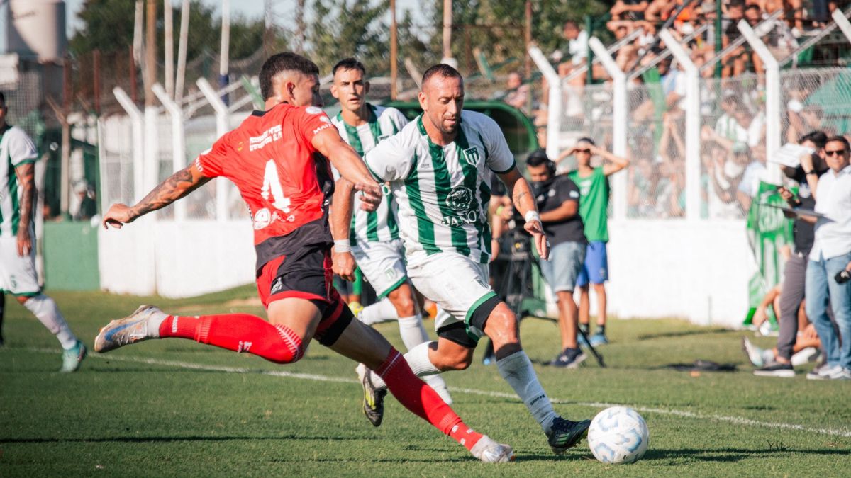 El Deportivo Maipú busca seguir en lo más alto de la tabla y busca el triunfo frente a San Miguel.