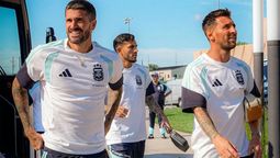 Rodrigo De Paul y Lionel Messi participaron del primer entrenamiento de la Selección argentina. Rodrigo De Paul y Lionel Messi participaron del primer entrenamiento de la Selección argentina.