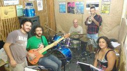 Ámbar Jazz Quintet hace hoy su debut en el Club Social de Paraná