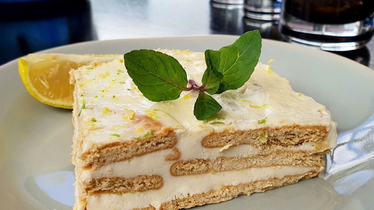 Paso a paso, la Carlota de limón. Paso a paso, la Carlota de limón.