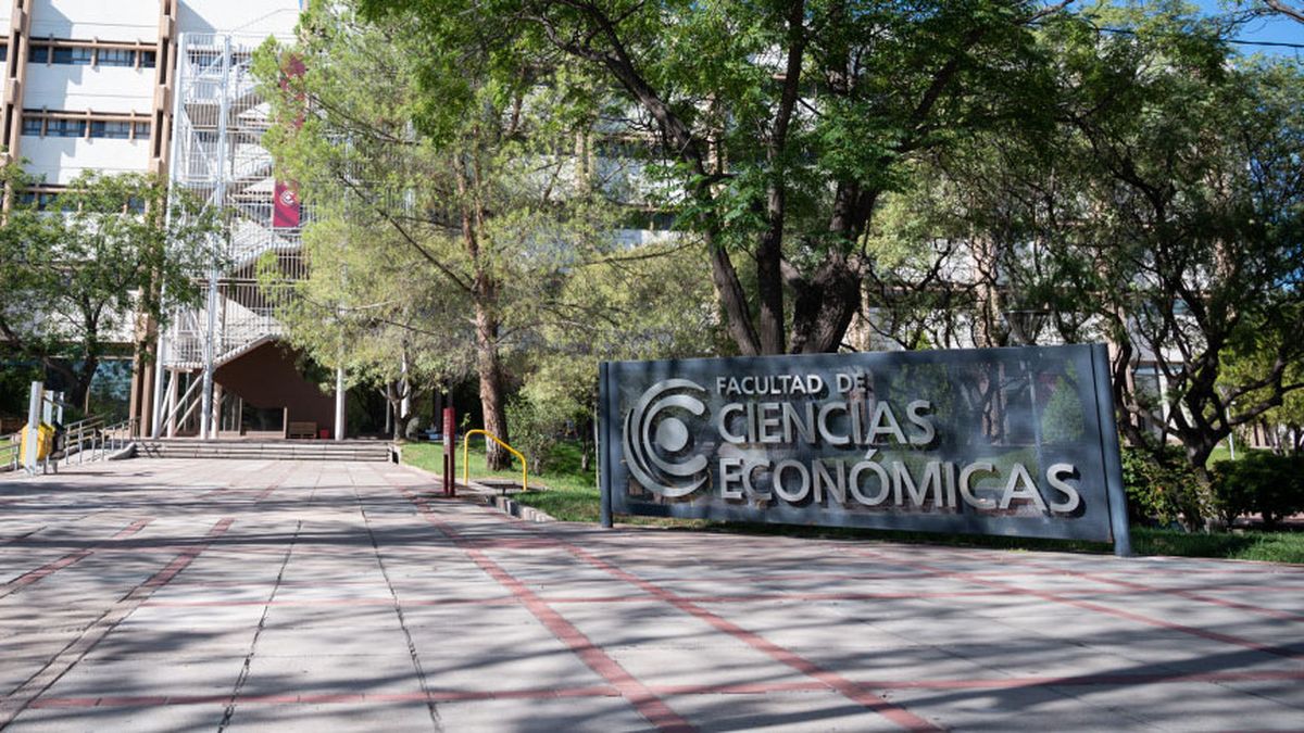Facultad de Ciencias Económicas de la UNCuyo.&nbsp;