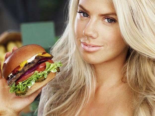 Mirá la provocativa y caliente publicidad del Súper Bowl