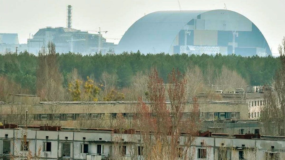 La central nuclear de Chernobyl fue tomada por soldados rusos.