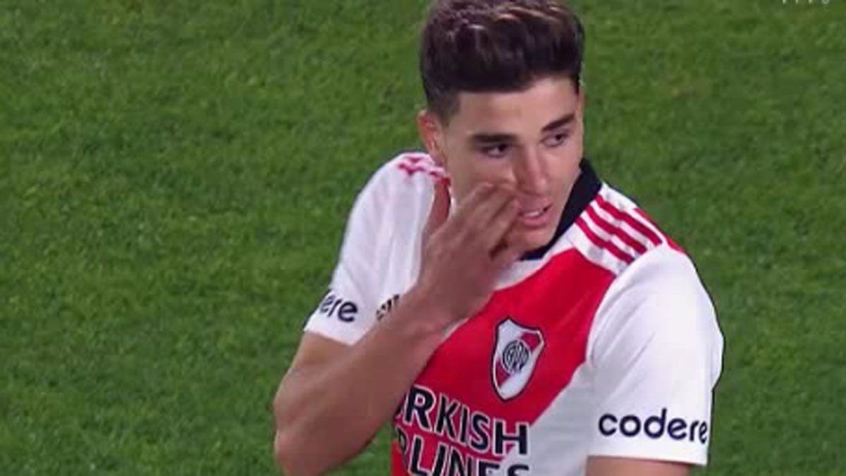 ¡Insólito! El penal que le atajaron a Julián Álvarez en River
