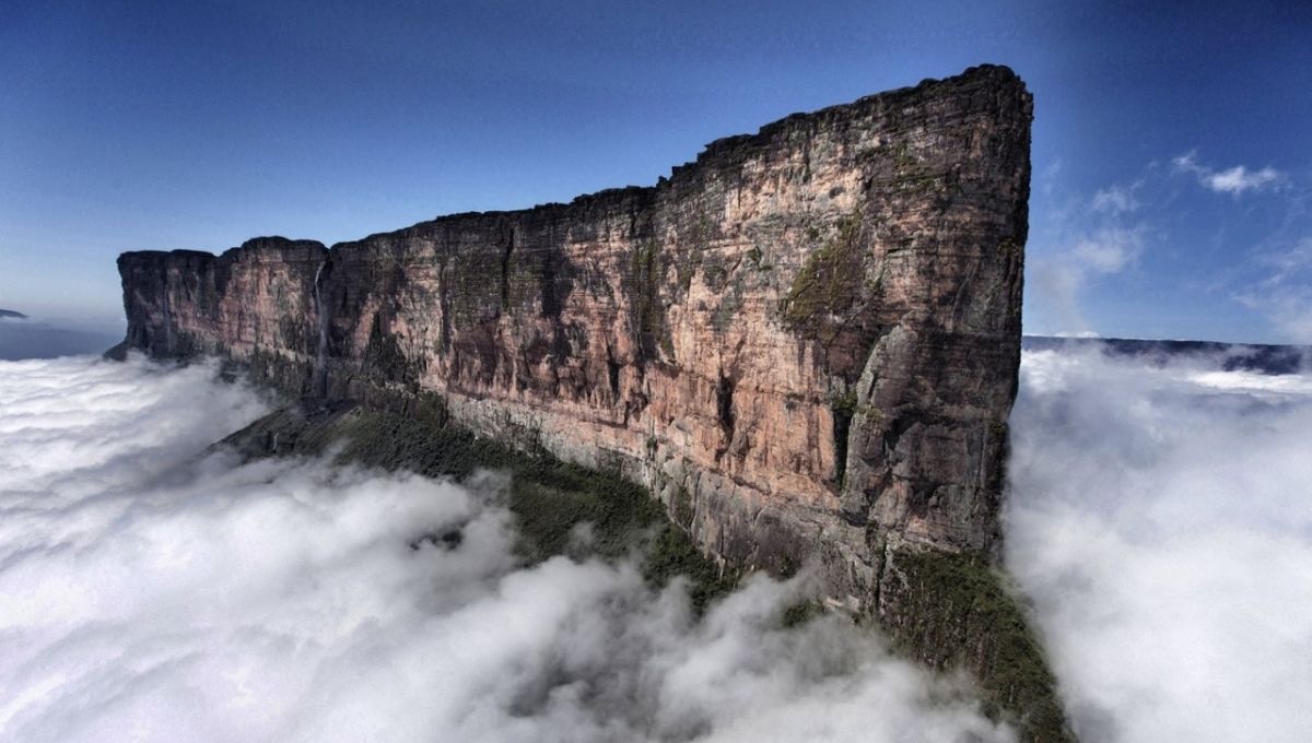 La montaña más antigua del planeta Tierra está en América del Sur y no tiene pico