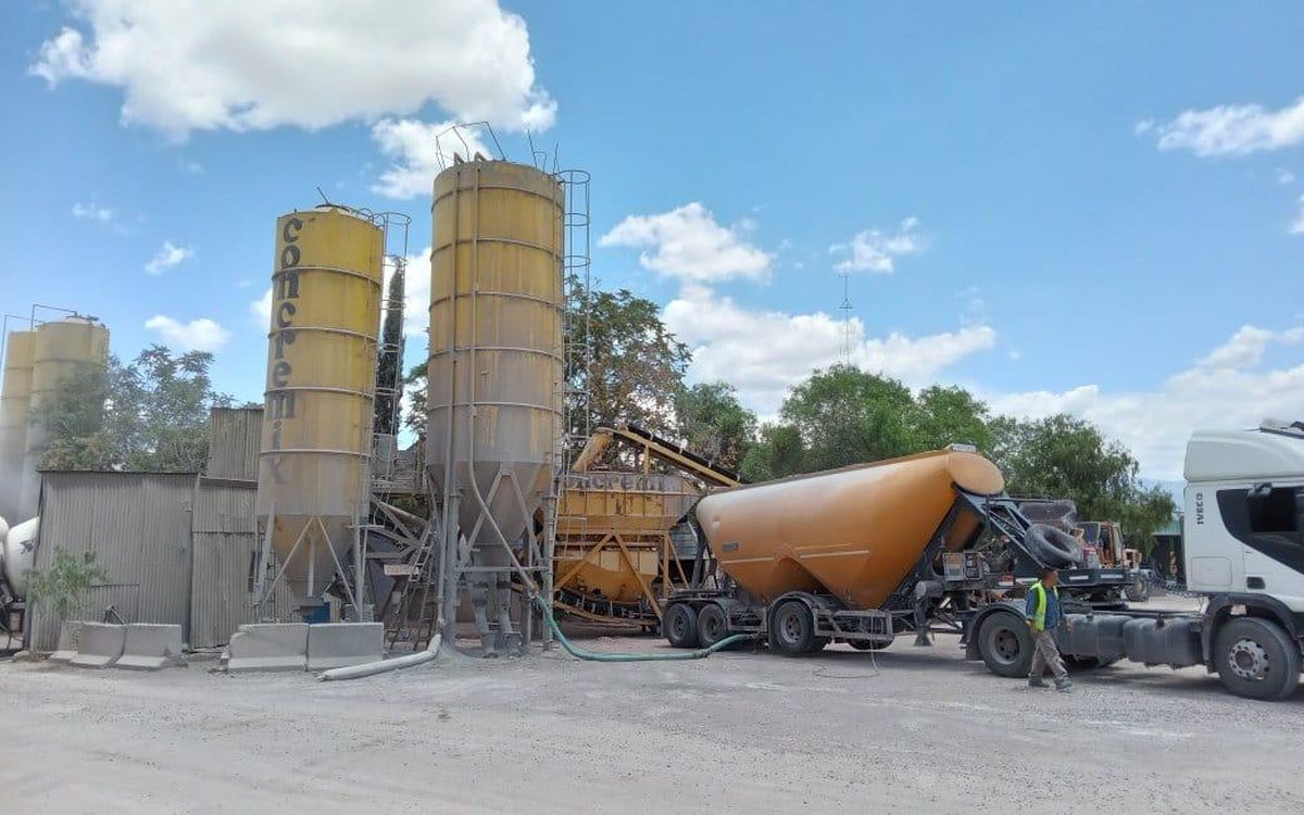 La planta siguió funcionando pese a la orden de cese de actividades. Ahora enfrentará sanciones. 