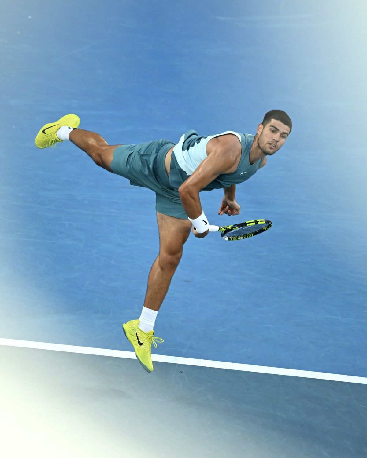 Carlos Alcaraz alcanzó un nuevo récord en el Abierto de Australia. Carlos Alcaraz alcanzó un nuevo récord en el Abierto de Australia.