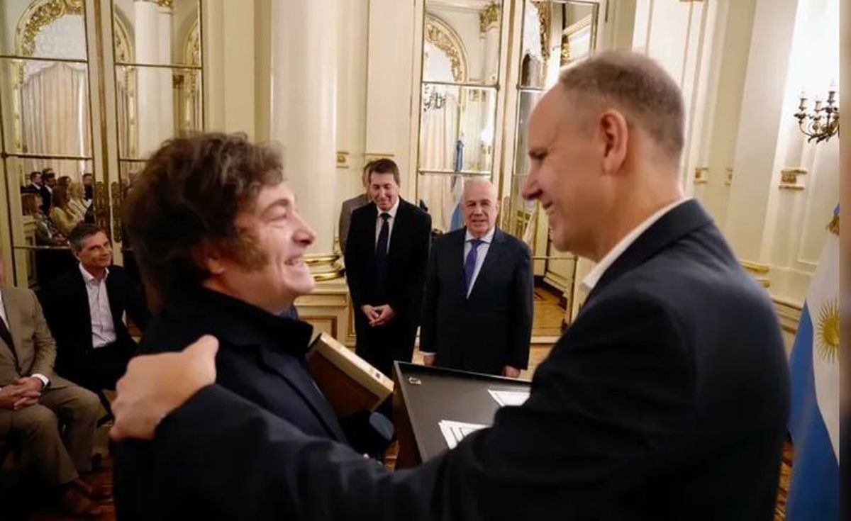 Javier Milei con el pastor evangélico Christian Hooft.