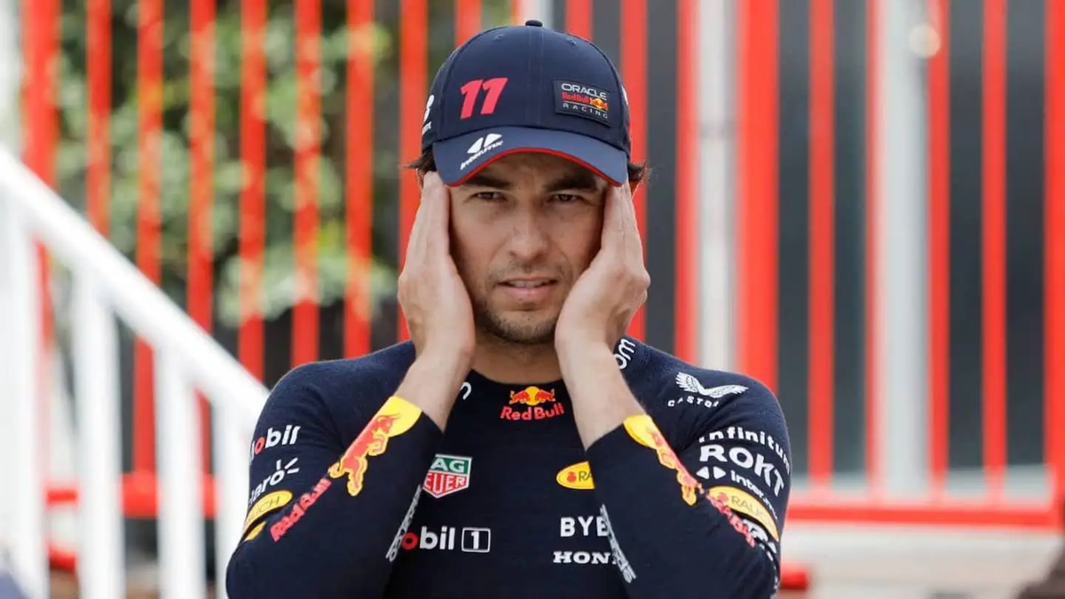 Checo Pérez es admirado por los fanáticos mexicanos. Checo Pérez es admirado por los fanáticos mexicanos.