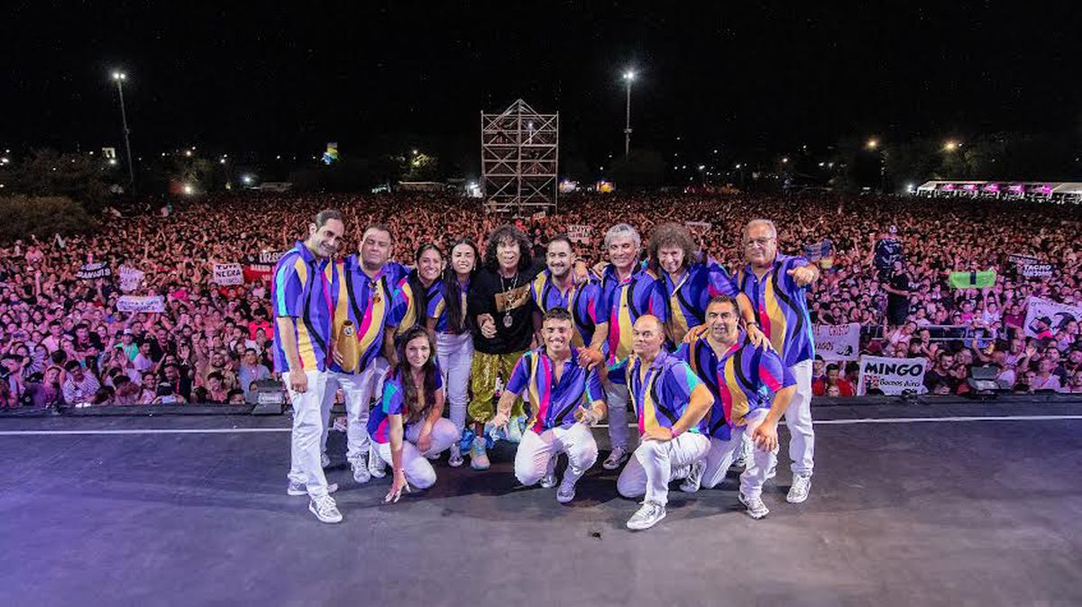 La Mona Jim&eacute;nez y su imponente banda llega el pr&oacute;ximo s&aacute;bado a Mendoza.