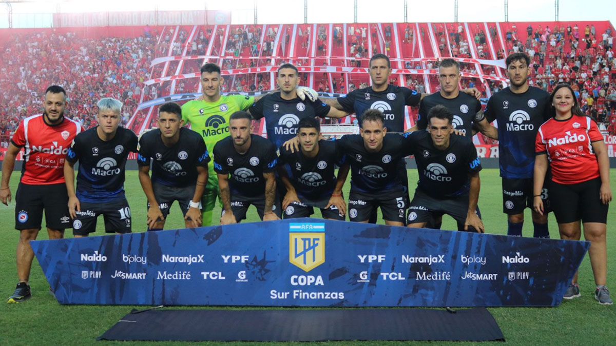 Independiente Rivadavia atraviesa una racha negativa en la Copa de la Liga