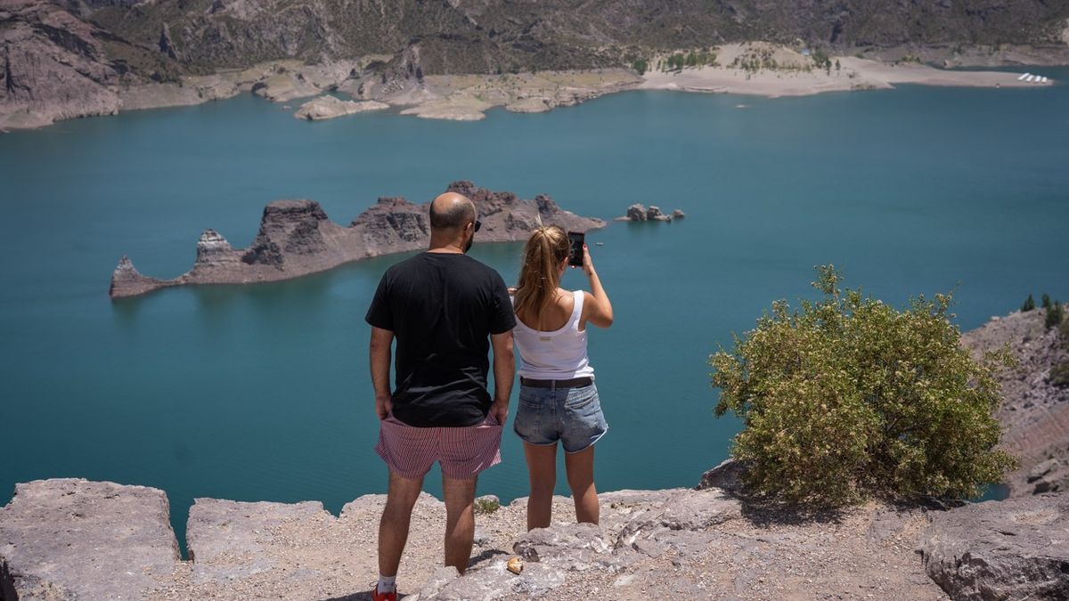 Valle Grande, en San Rafael, uno de los lugares más elegidos por los turistas que visitan Mendoza. Valle Grande, en San Rafael, uno de los lugares más elegidos por los turistas que visitan Mendoza.