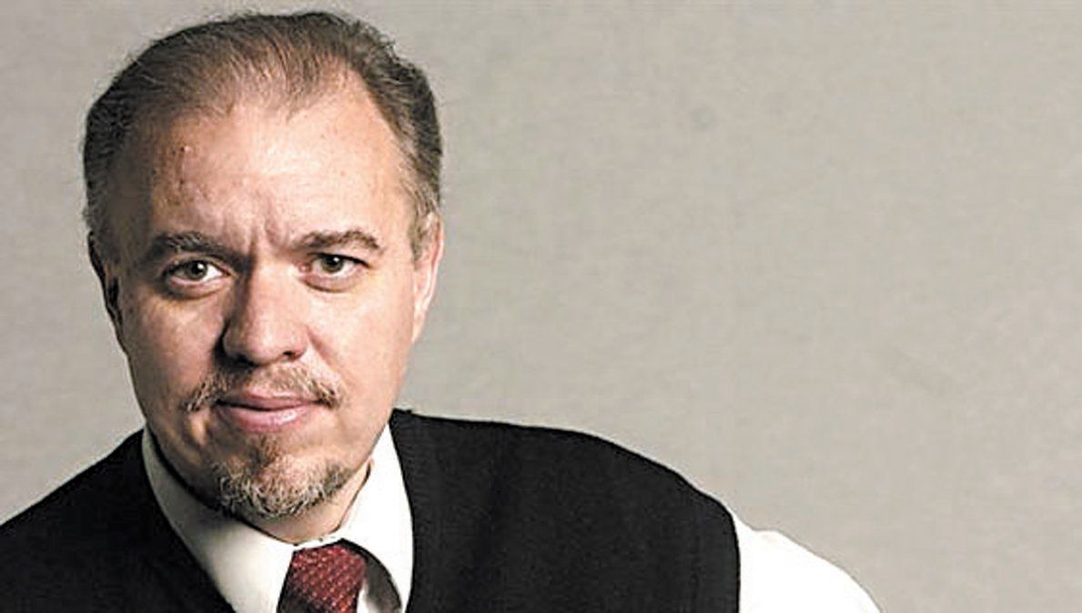 Fernández Díaz, en la Academia de Letras