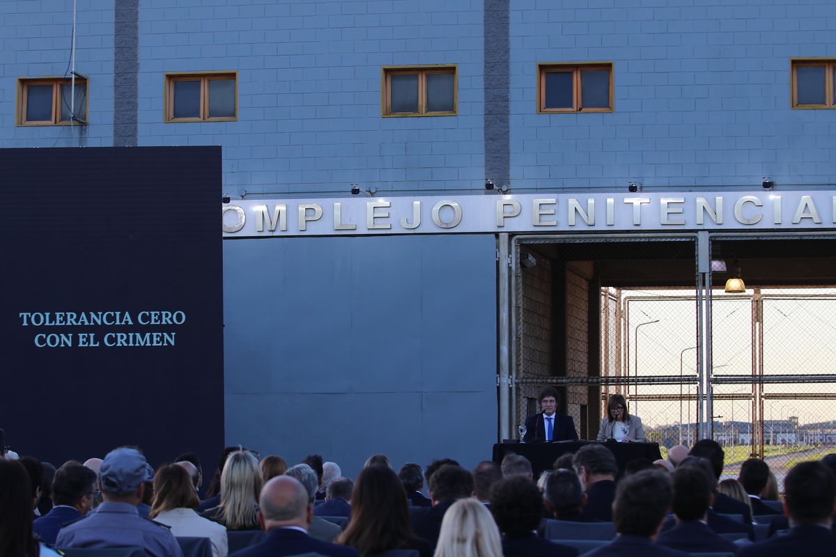 El presidente Javier Milei junto a la ministra de Seguridad Patricia Bullrich. El presidente Javier Milei junto a la ministra de Seguridad Patricia Bullrich.