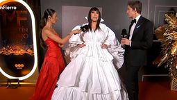 Moria Casán apostó por una instalación y se convirtió en una de las protagonistas de la gala de los Martín Fierro.