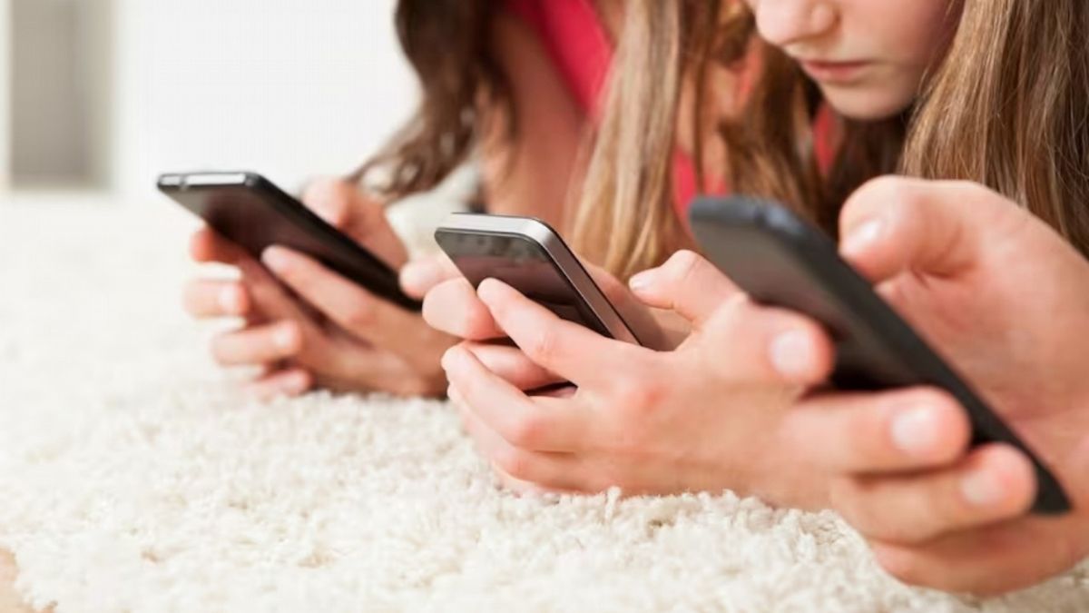 Padres reconocen que poner límites de manera individual no es fácil y por eso apuntan a la responsabilidad colectiva. Padres reconocen que poner límites de manera individual no es fácil y por eso apuntan a la responsabilidad colectiva.