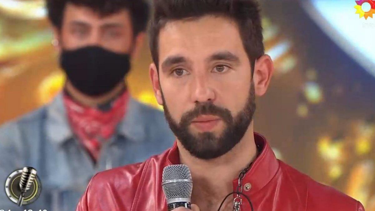 Agustín Sierra se emocionó en la sentencia del Cantando 2020