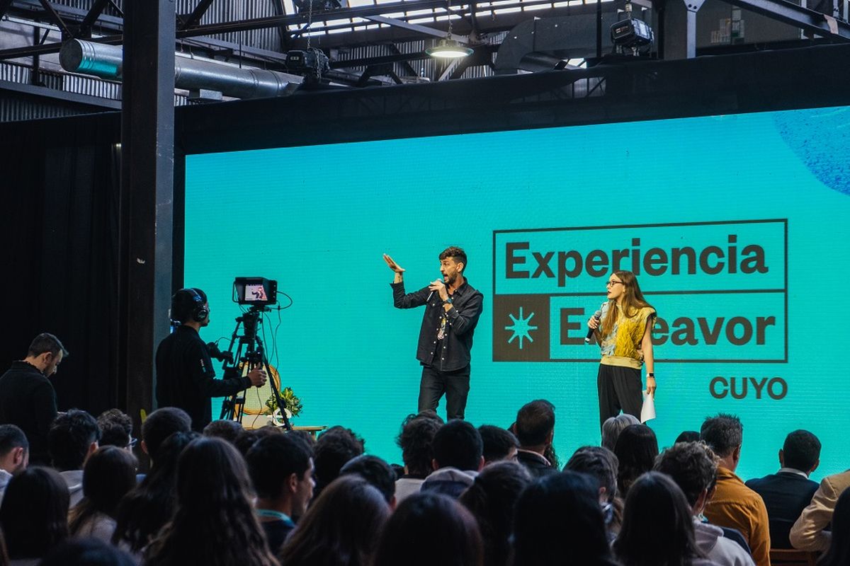 Esta edición te permitirá adquirir conocimientos de primera mano y expandir tu red de contactos. Esta edición te permitirá adquirir conocimientos de primera mano y expandir tu red de contactos.