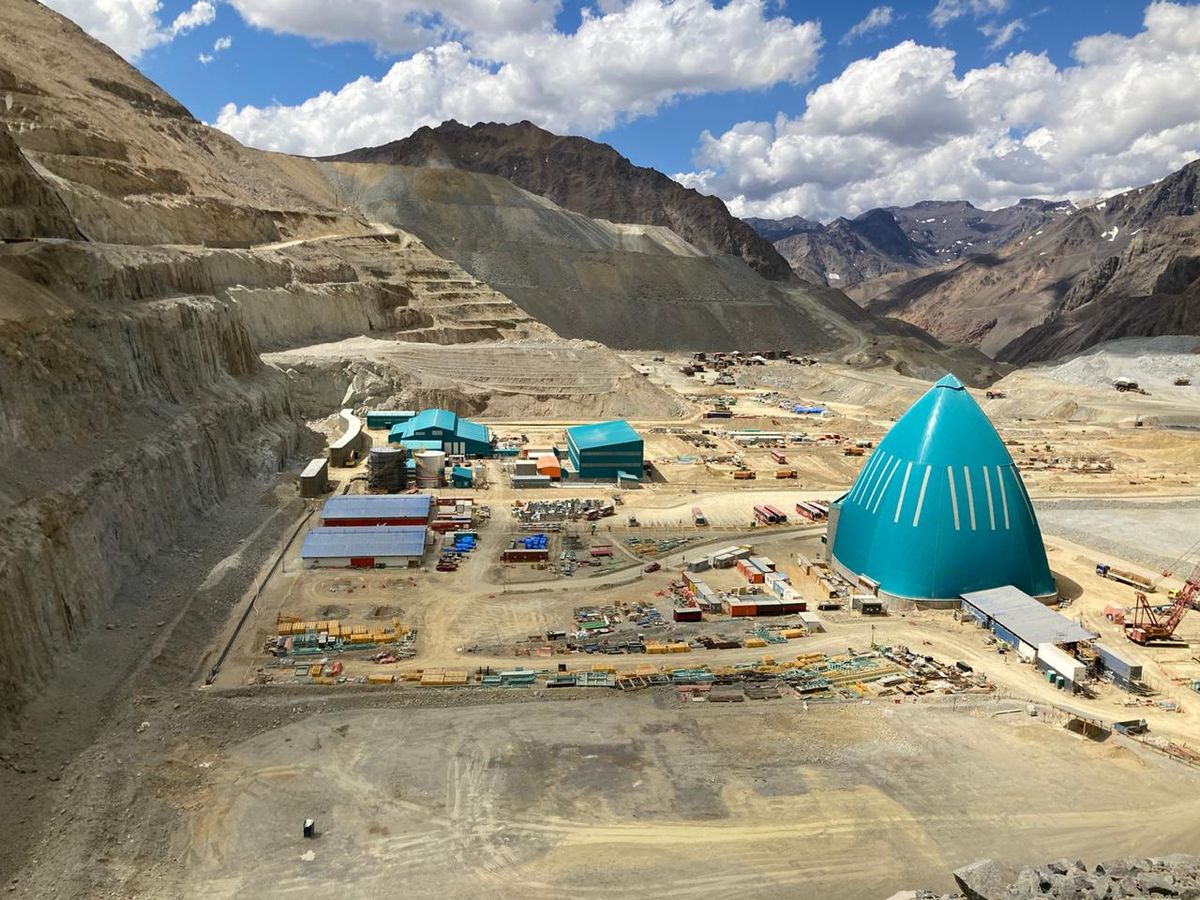 La estatal chilena Codelco tiene ofertas laborales abiertas para la División Andina.